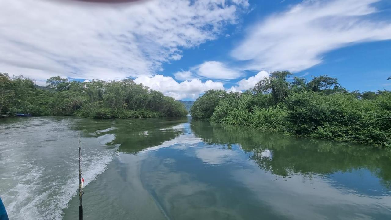 Hotel Bahia Yubarta 巴亚索拉诺 外观 照片