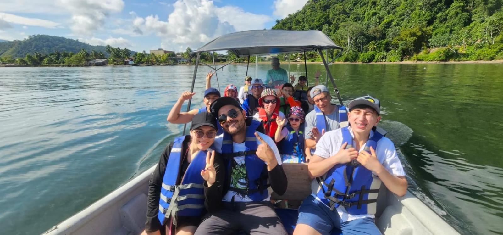 Hotel Bahia Yubarta 巴亚索拉诺 外观 照片