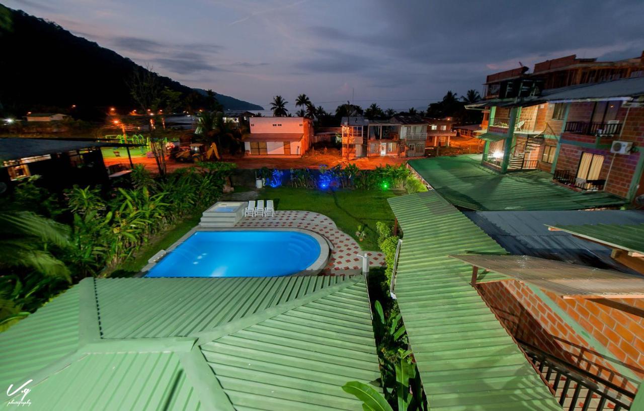 Hotel Bahia Yubarta 巴亚索拉诺 外观 照片