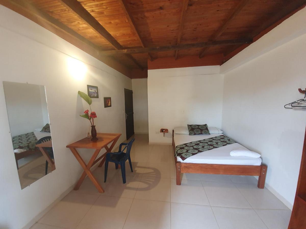 Hotel Bahia Yubarta 巴亚索拉诺 外观 照片